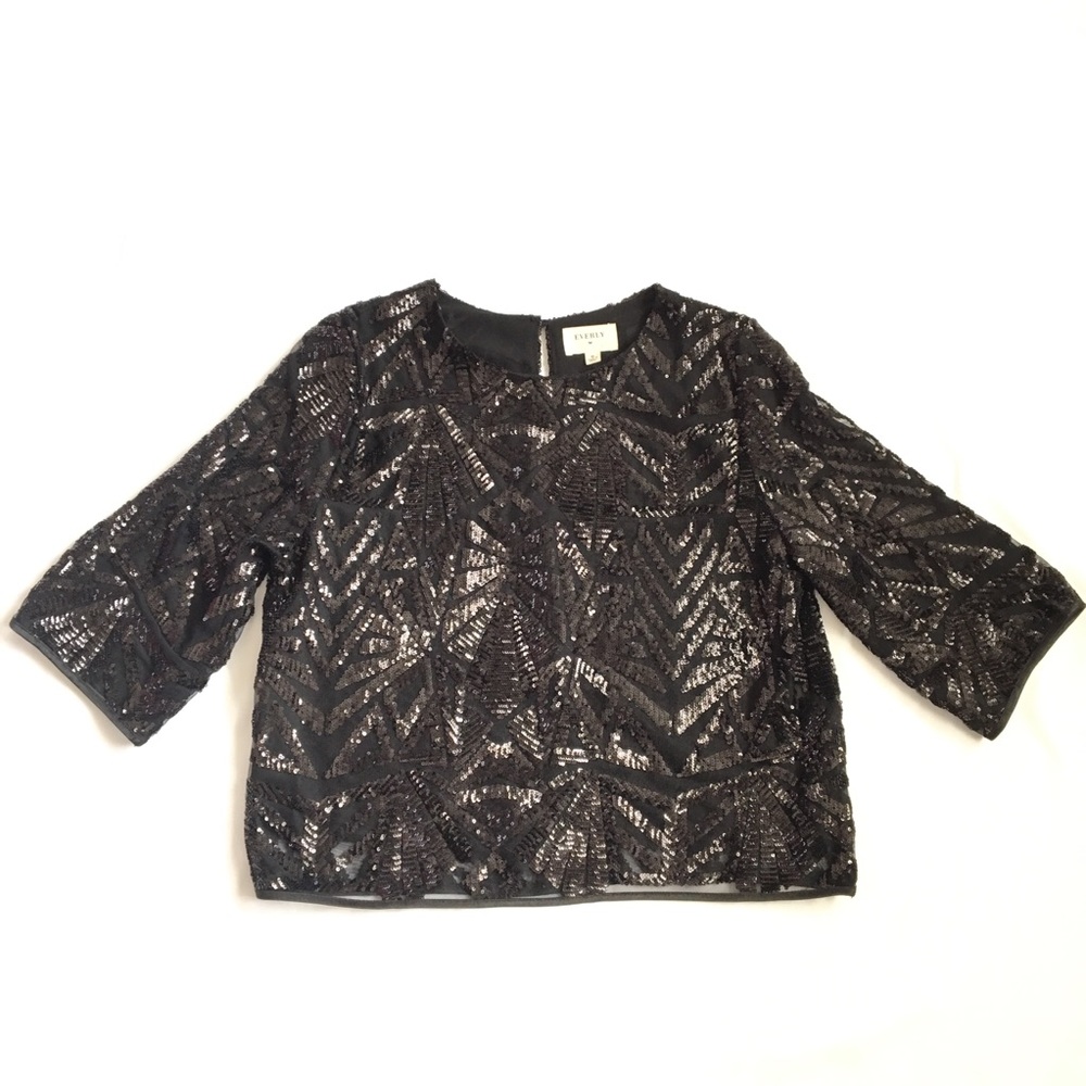 Everly Black Sequin Top Size Medium Style ET3170